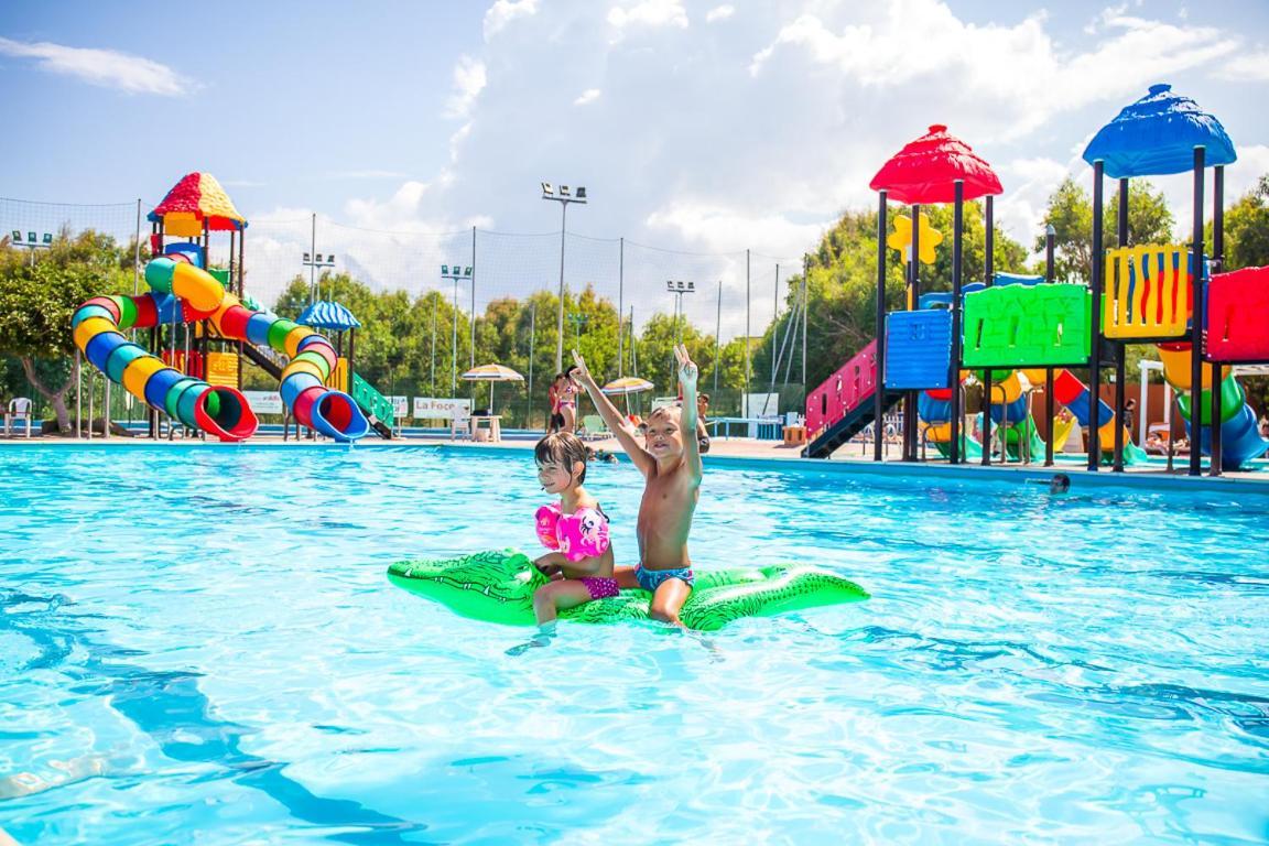 ואלדוריה Village & Camping La Foce מראה חיצוני תמונה
